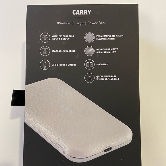 New in Box Courant Carry Wireless Charging Bank for Phones - Picture 4 of 16